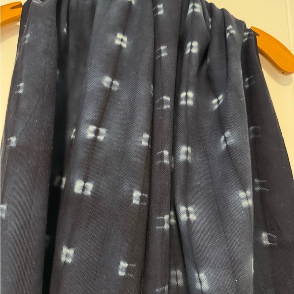 Navy Blue Patterned Scarf - Picture 6 of 8